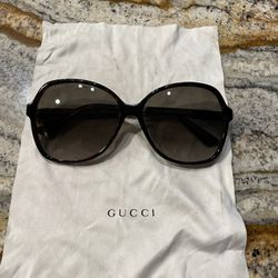 Women’s Gucci Sunglasses 