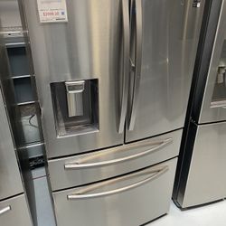 Samsung Stainless Steel 22 Cu. Ft. Food Showcase Counter Depth 4-Door French Door Refrigerator 