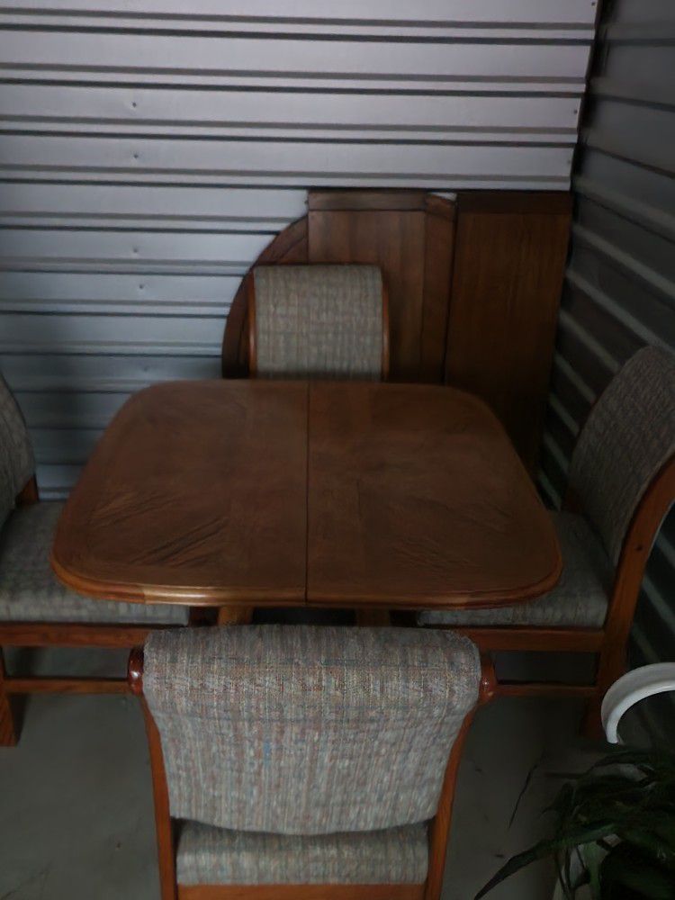 Vintage Wood  Dinning Table Set With 4 Chairs