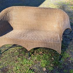 Gorgeous Indoor/Outdoor Wicker and Iron Loveseat 