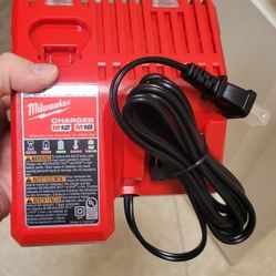 Milwaukee M18 And M12 Charger