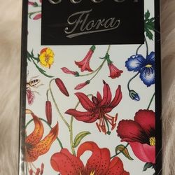 Gucci Flora Glamorous Magnolia 