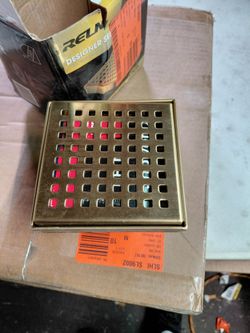 Reln 4x4 brushed gold shower drain