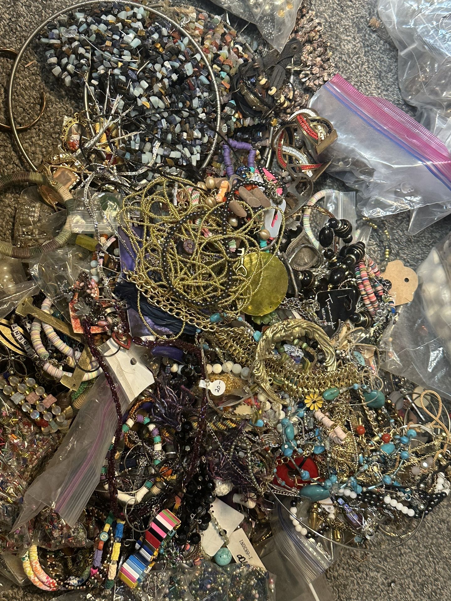 Jewlrey Makers Spring Cleaning Large Lot