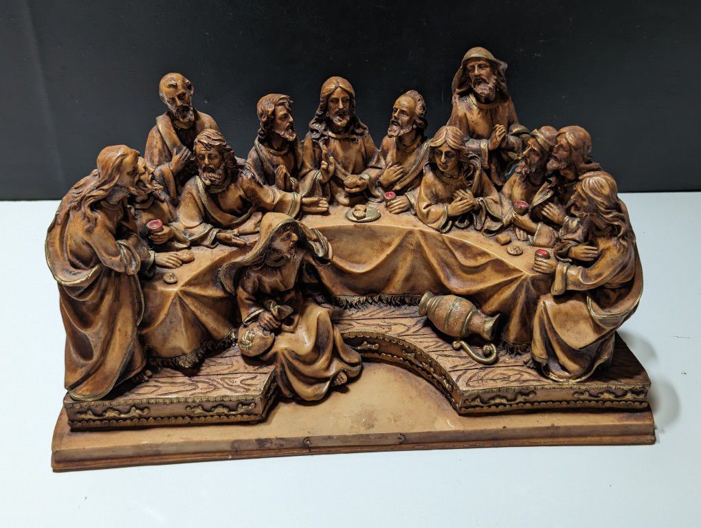 Last Supper Religious Sculpture - Vintage Carved Tableau