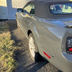 Used Drop Top 05 Ford Mustang 