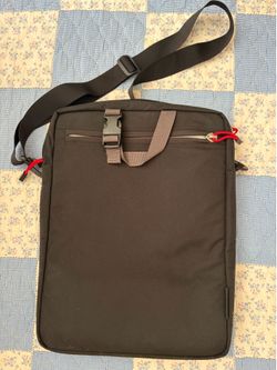 Osprey mussette laptop bag