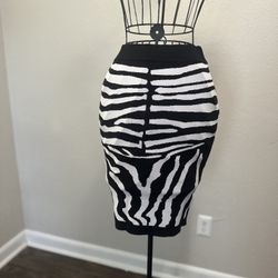 Black and White Zebra Print Skirt