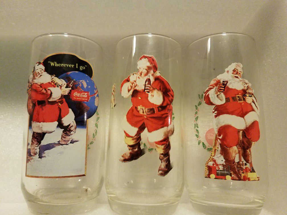 Vintage Santa Coke drinking glasses