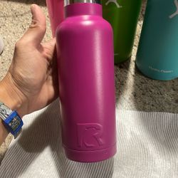 Rtic Insulated Bottle. . 16oz.   $8