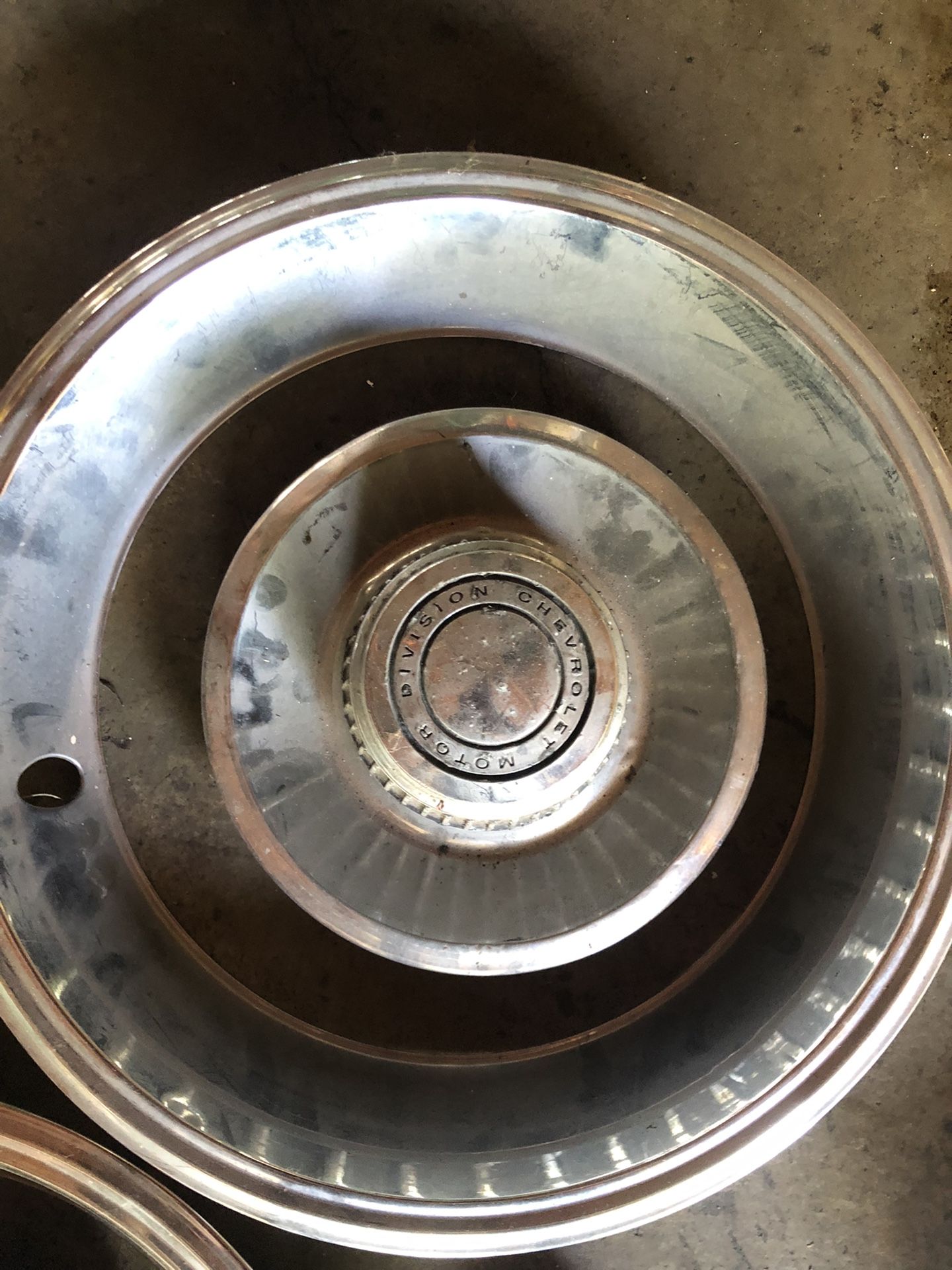 Chevy beauty rings