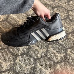 Men’s Size 10.5 Adidas Shoes 