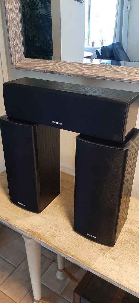 Onkyo SKC-590N Speakers