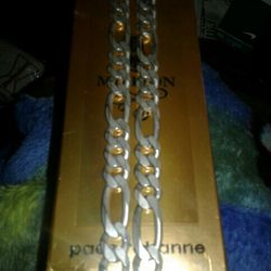 Very Nice Thick Figaro Sterling Silver Bought Years Ago But Unfortunally I Got Bigger Lol So Its To Short On Me Its A Nice 22 In 