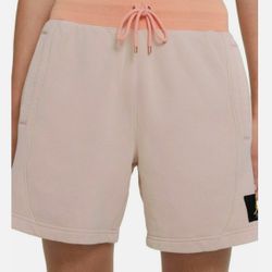 Air Jordan Women’s Flight Fleece Shorts Pink Size medium