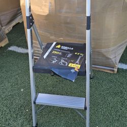 2-step Aluminum Step Tool Ladder 