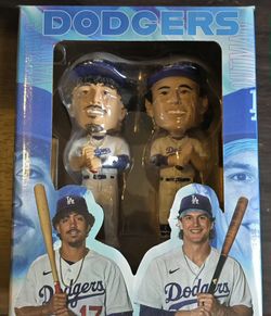 Dodgers Bobblehead Vargas & Outman
