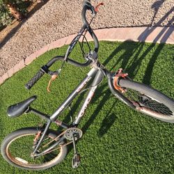 Kent Chaos Freestyle Bike