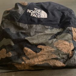 north face camo fleece  XL