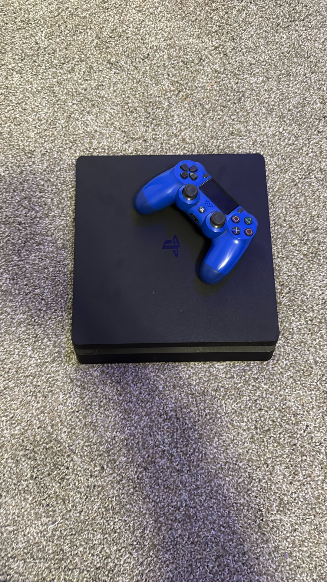 PS4 (Slim)