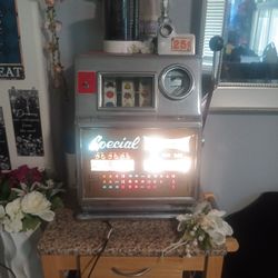 Slot Machine"Just For Fun $5 Jackpot