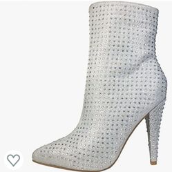 Women's Embellished Shimmery Pointy Bootie