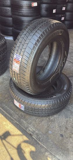 255/75/17 MICHELIN DEFENDER LTX (2 TIRES ONLY USED)