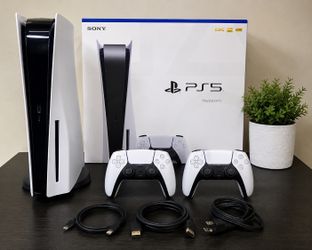PS5 Disc Edition  4TB + 2 Controllers - 4TB WD Black SN850P SSD Upgrade