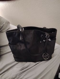 Michael kors shoulder bag