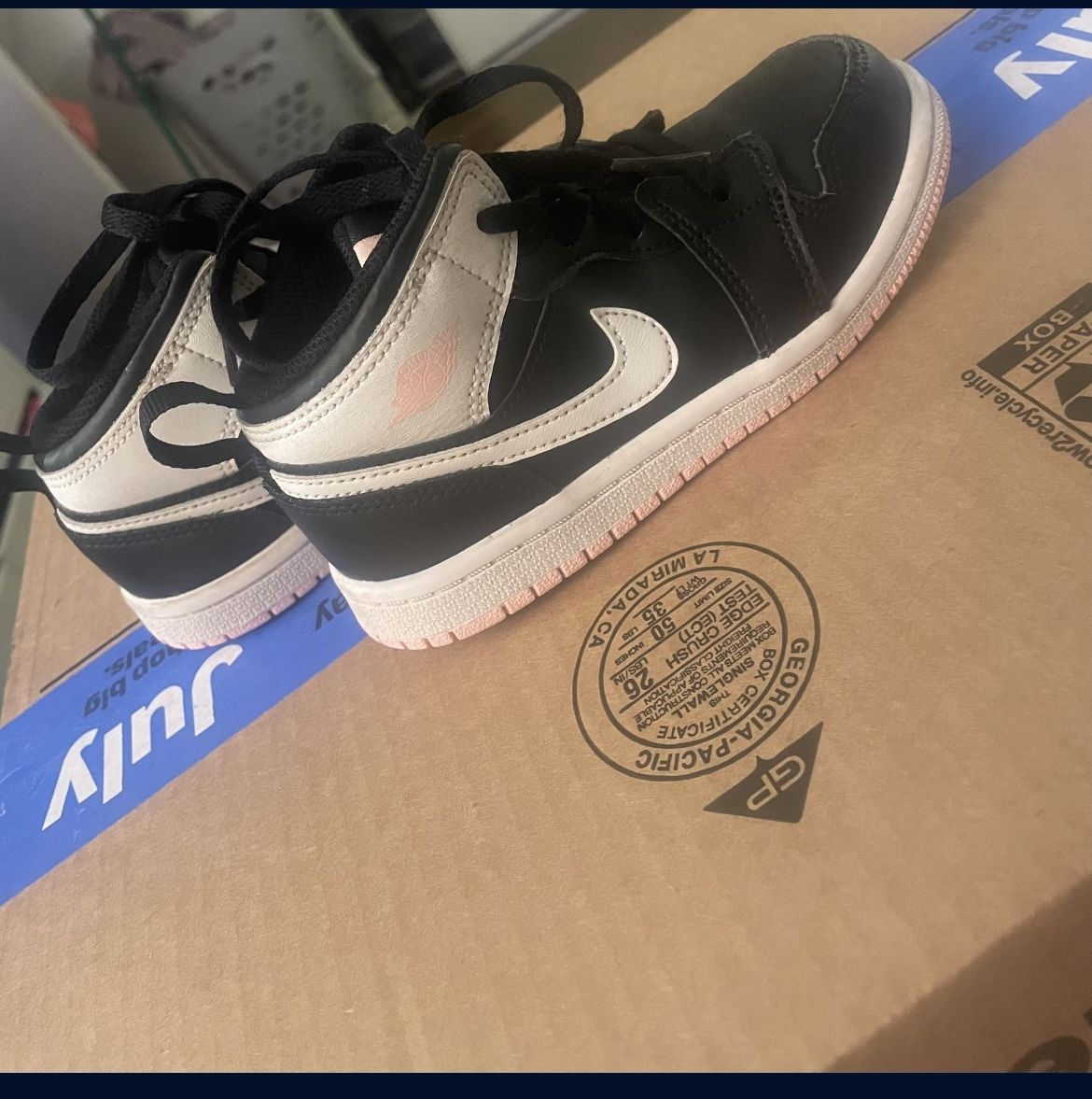 Jordan 1