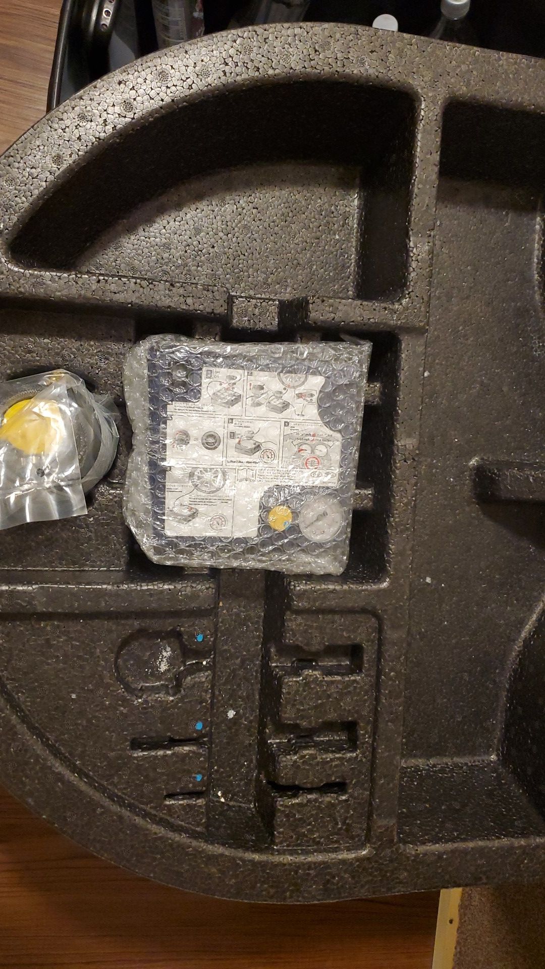 Hyundai Veloster tire repair kit