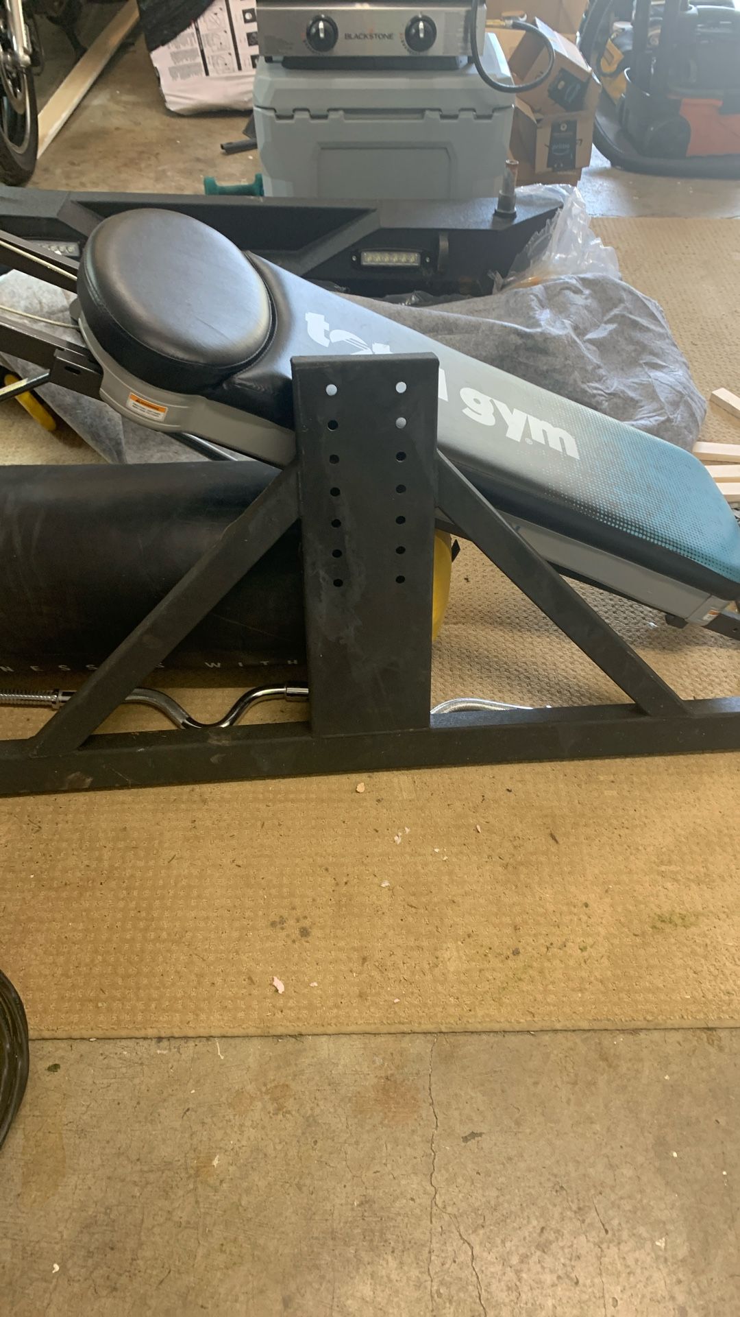 fits most jeeps, brand new got all parts and bolts, powder coated black