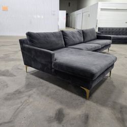 *Same Day Delivery Available!* 
Grey Chaise Sectional