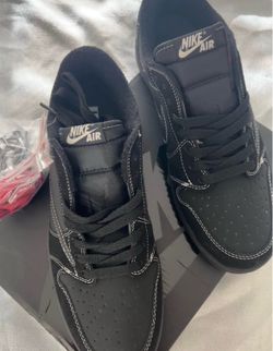 Travis Scott Jordan 1 Low Black Phantom