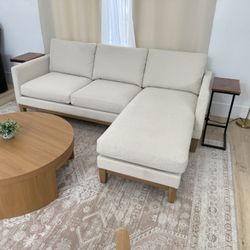 Modern Sectional Couch With Reversible Chaise