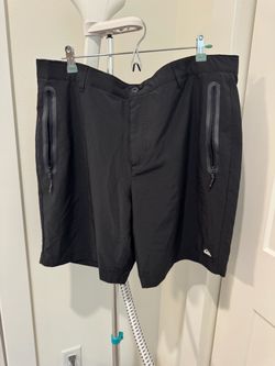 Quiksilver Men’s Black Stretch Walk Shorts Size 38 Zip Pockets