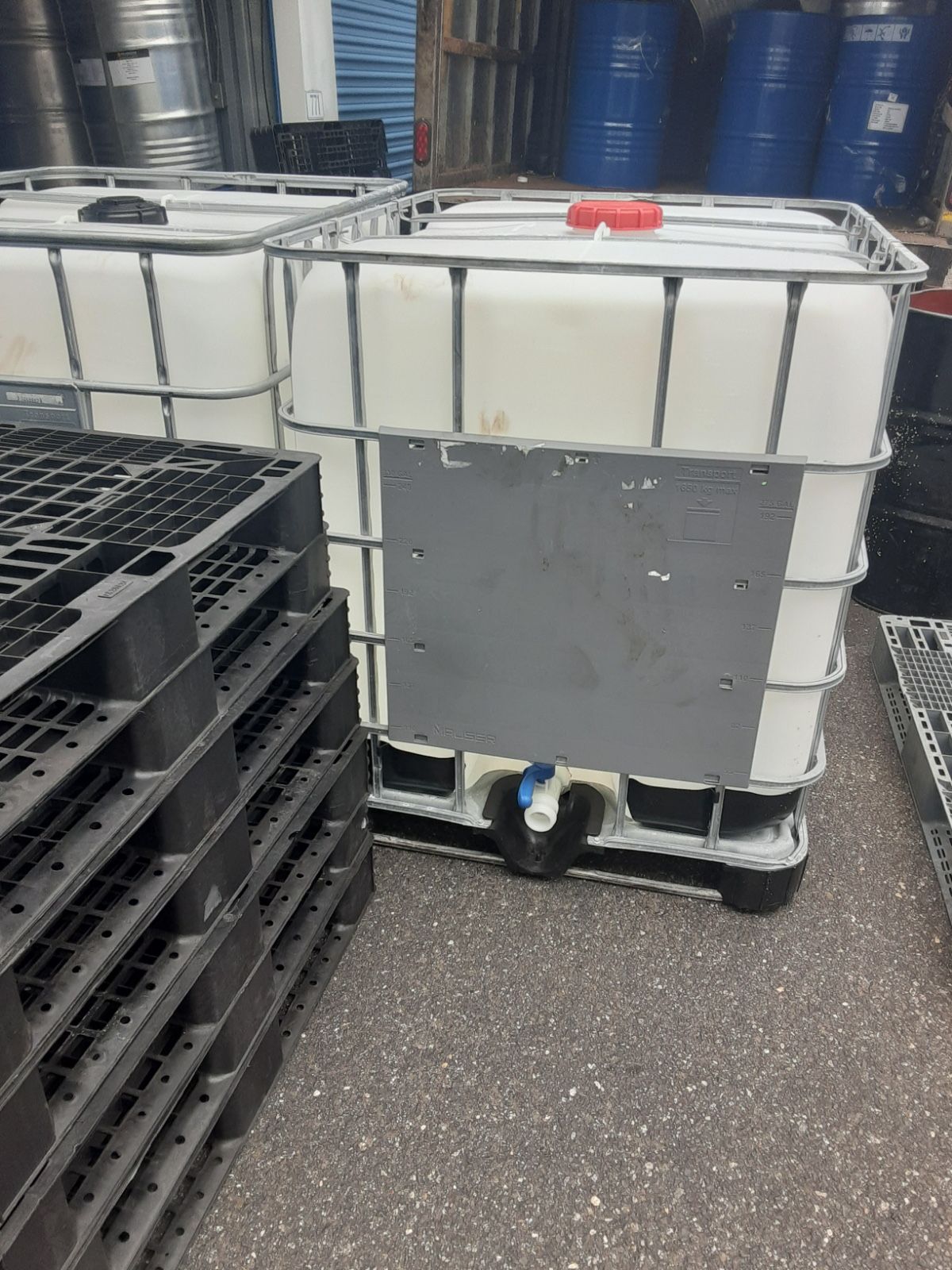 275 Gallon Tank