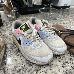 Size 9 Shoe Lot - NIKE