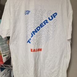 Mens Or Womens Okc Thunder Tee Shirt XL
