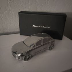 Porsche Macan Turbo Die-Cast Model Car
