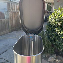 Trash Can