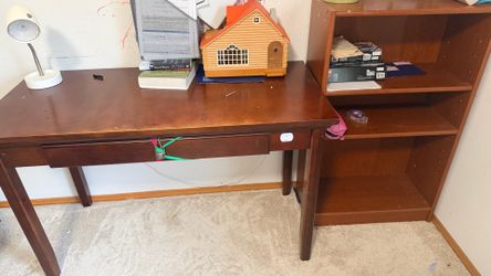 Free desk