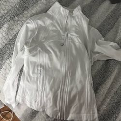 WHITE DEFINE LULULEMON 