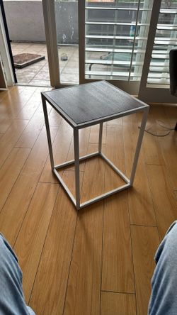 YAMAZAKI Side Table White / Walnut