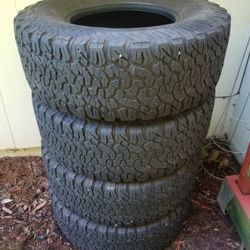 BFGoodrich  KO2 315/70r17 