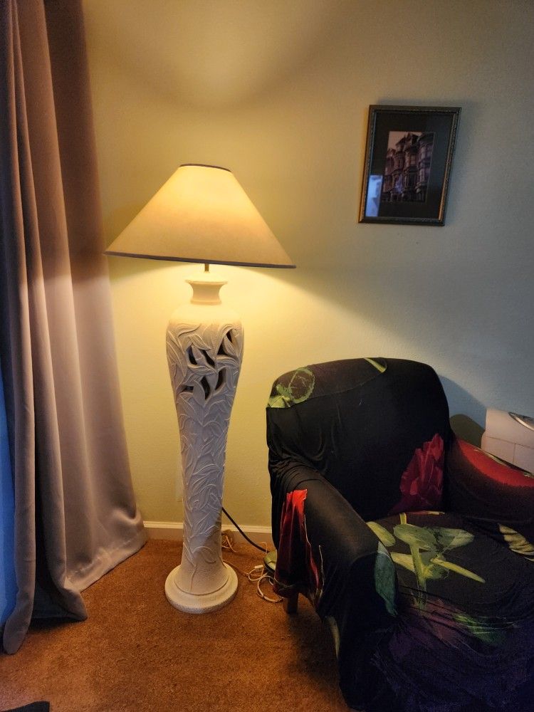 Botanical Floor Lamp