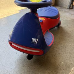 Fanttik Ride Electric wiggle car 12v 45w up to 4 mph