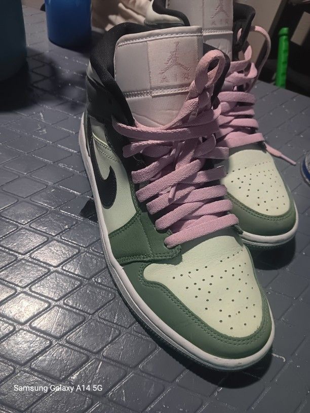 Nike Air Jordan 1 Dutch Green