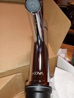 Single Hole Bathroom Faucet 