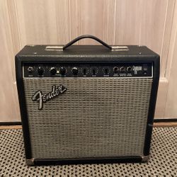 Fender Champion 110 2- Channel 25w 1x10 Guitar Combo Amp - Vintage